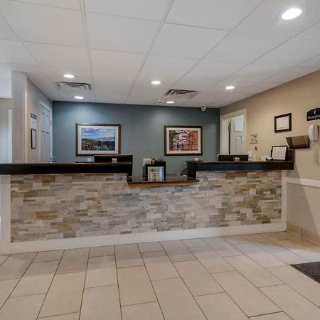 Best Western Of Lake George Exterior foto