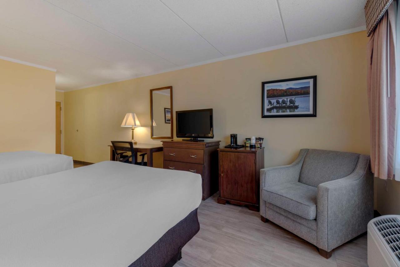 Best Western Of Lake George Exterior foto